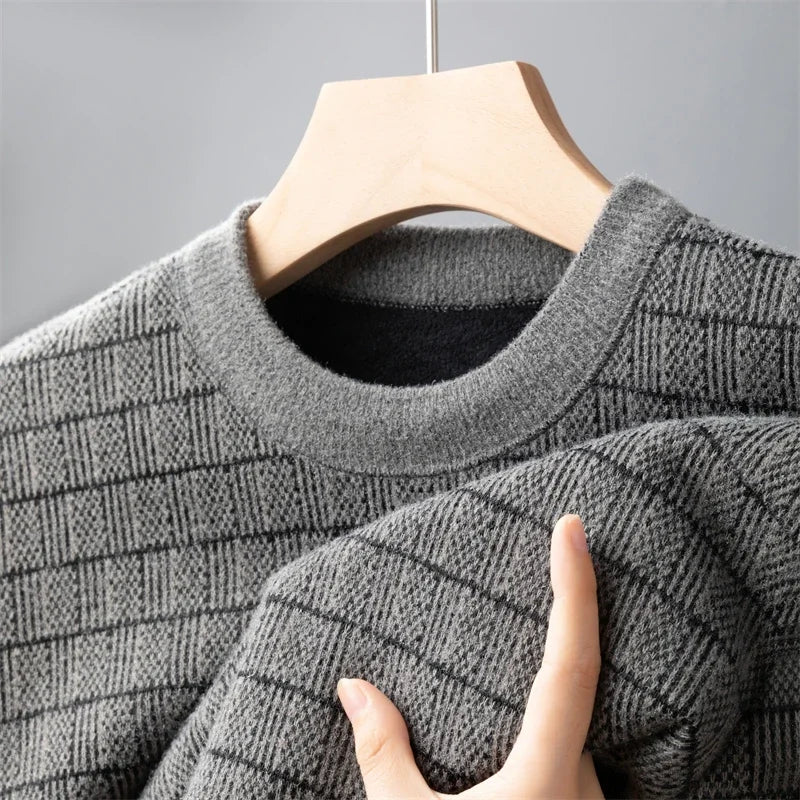 Men’s Classic Pullover Sweater – Autumn/Winter